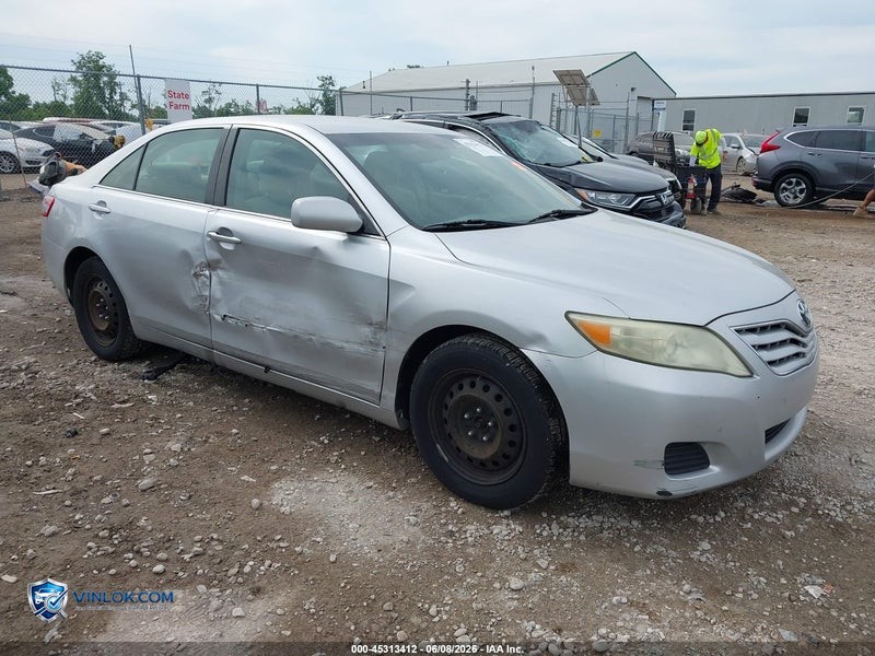 2010 TOYOTA CAMRY LE – Lot 45313412 auction photo