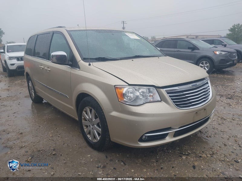2011 CHRYSLER TOWN & COUNTRY TOURING-L – Lot 45329231 auction photo
