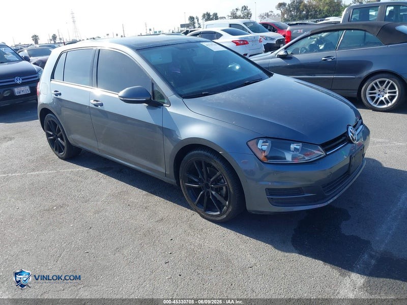 2016 VOLKSWAGEN GOLF TSI S 4-DOOR – Lot 45330708 auction photo