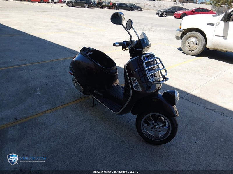 2012 VESPA GTS 300 SUPER – Lot 45336192 auction photo