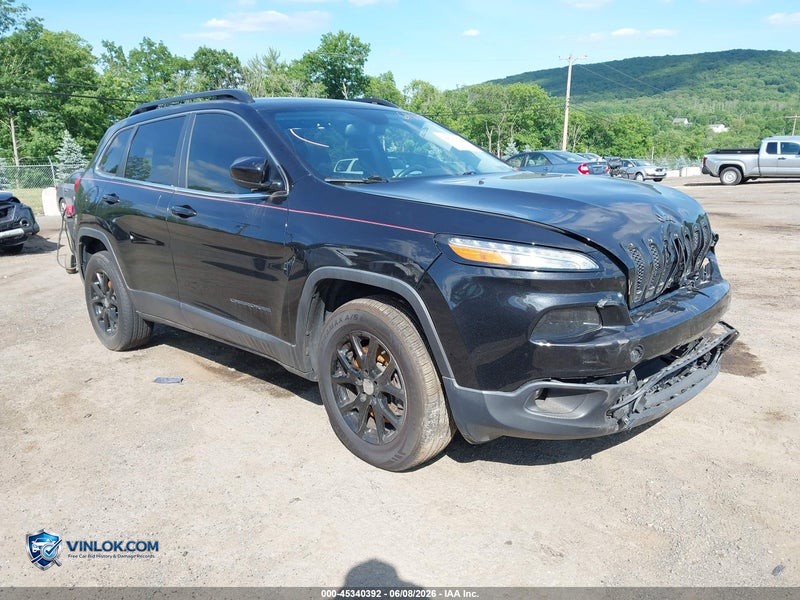 2015 JEEP CHEROKEE LATITUDE – Lot 45340392 auction photo