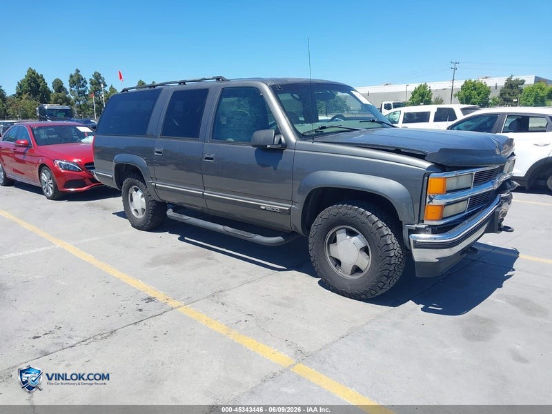 1999 CHEVROLET SUBURBAN 1500 LT – Lot 45343446 auction photo