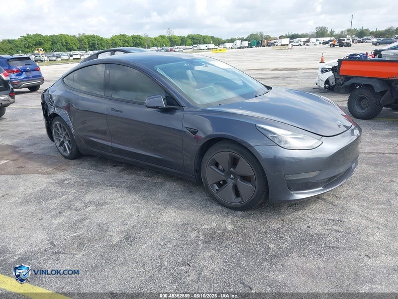 2021 TESLA MODEL 3 STANDARD RANGE PLUS REAR-WHEEL DRIVE – Lot 45352589 auction photo