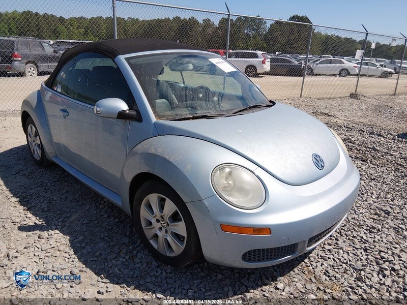 2009 VOLKSWAGEN NEW BEETLE – Lot 44860491 auction photo