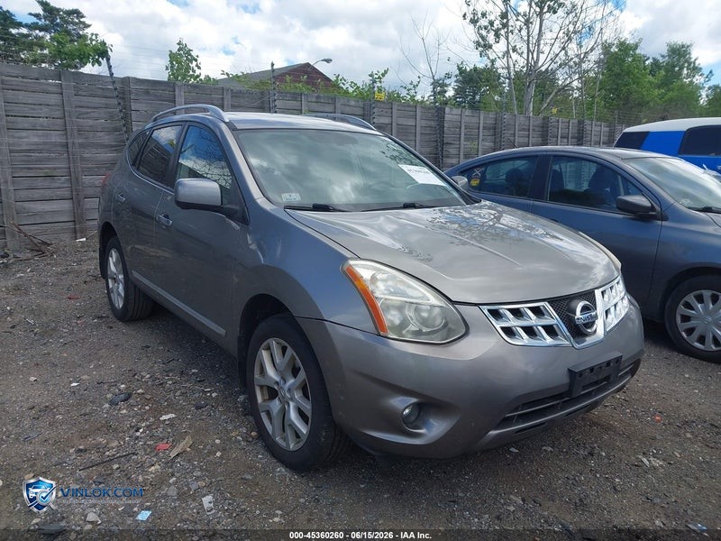 2013 NISSAN ROGUE SV W/SL PKG – Lot 45360260 auction photo