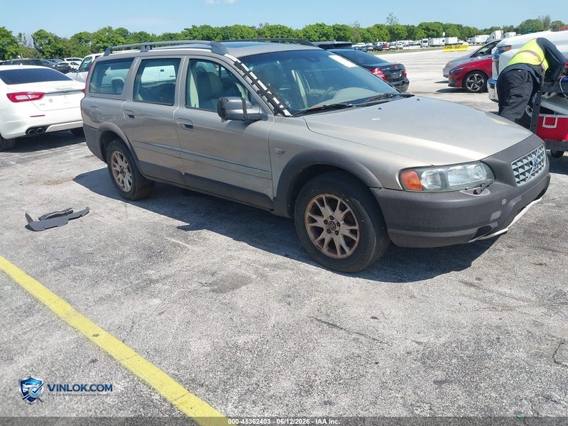 2004 VOLVO XC70 2.5T – Lot 45362403 auction photo