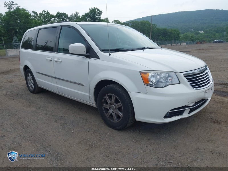 2012 CHRYSLER TOWN & COUNTRY TOURING – Lot 45364053 auction photo