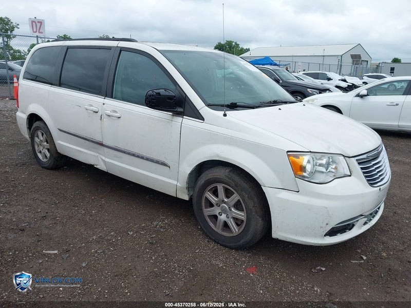 2012 CHRYSLER TOWN & COUNTRY TOURING – Lot 45370258 auction photo