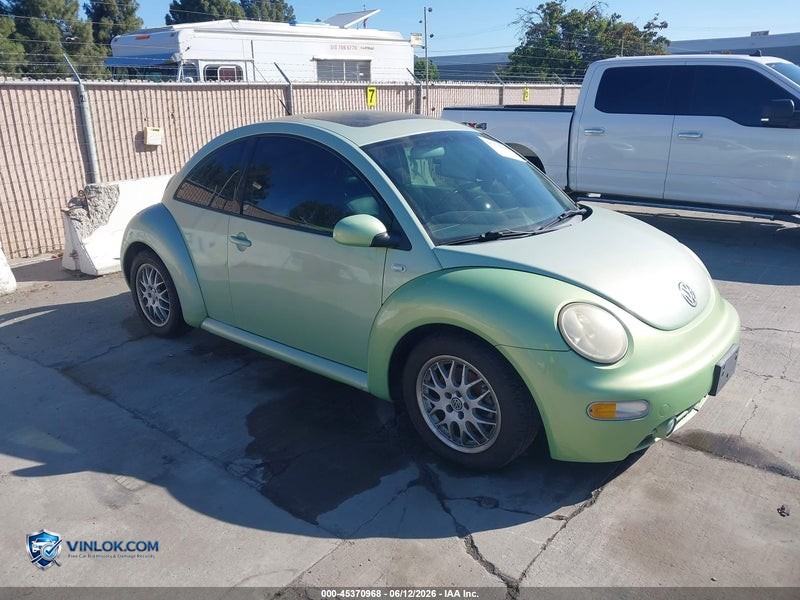 2001 VOLKSWAGEN NEW BEETLE GLX – Lot 45370968 auction photo