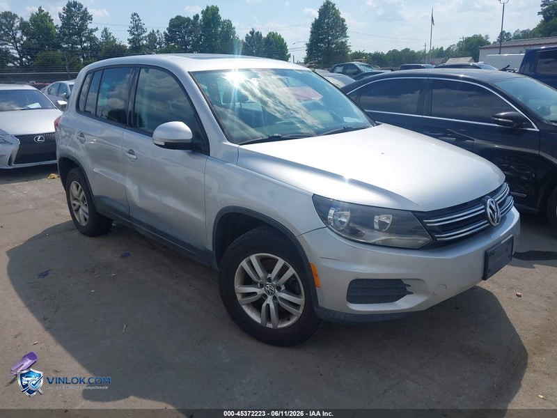 2013 VOLKSWAGEN TIGUAN S – Lot 45372223 auction photo
