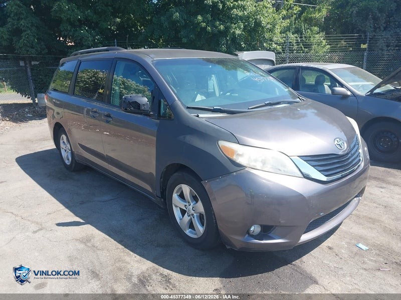 2012 TOYOTA SIENNA LE V6 8 PASSENGER – Lot 45377349 auction photo