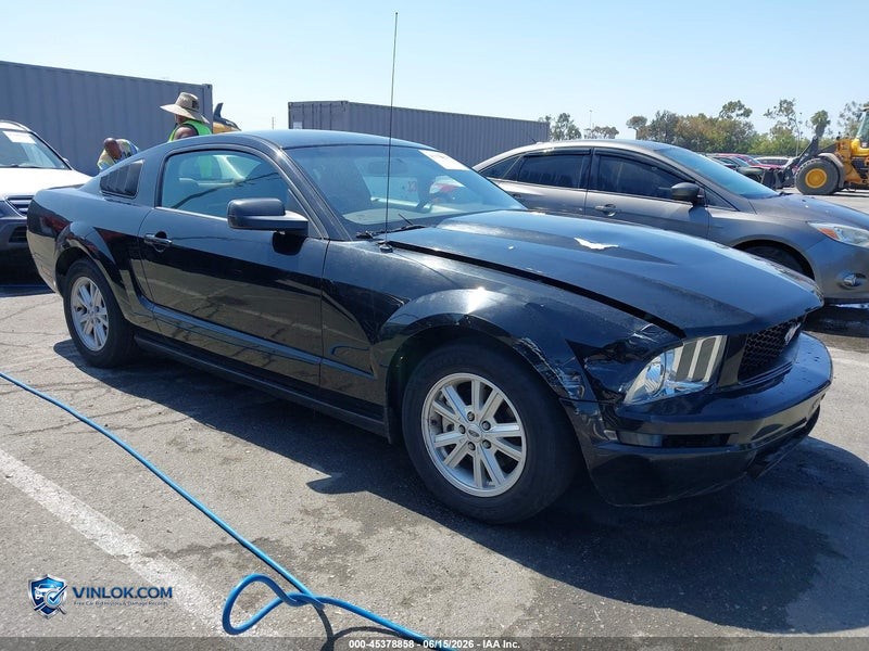 2005 FORD MUSTANG V6 DELUXE/V6 PREMIUM – Lot 45378858 auction photo