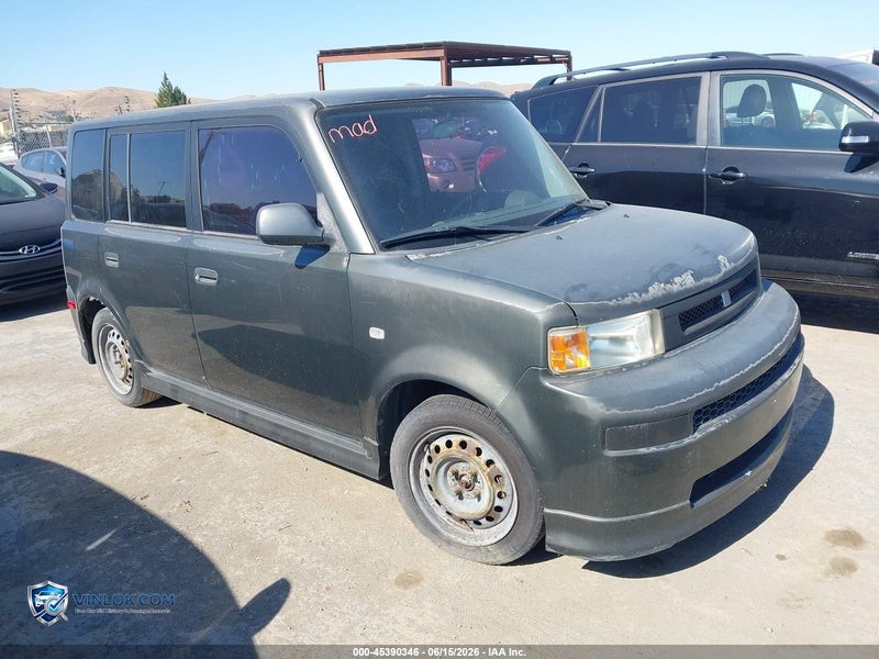 2004 SCION XB   – Lot 45390346 auction photo