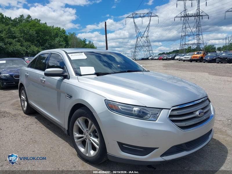 2015 FORD TAURUS SEL – Lot 45394201 auction photo