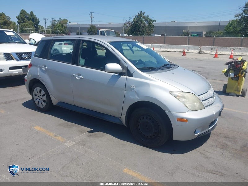2004 SCION XA   – Lot 45402454 auction photo