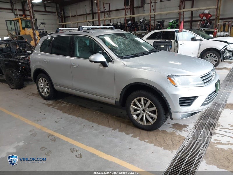 2016 VOLKSWAGEN TOUAREG VR6 SPORT – Lot 45404837 auction photo