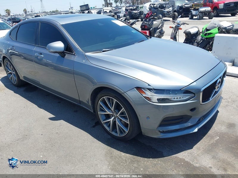 2018 VOLVO S90 T6 MOMENTUM – Lot 45407241 auction photo