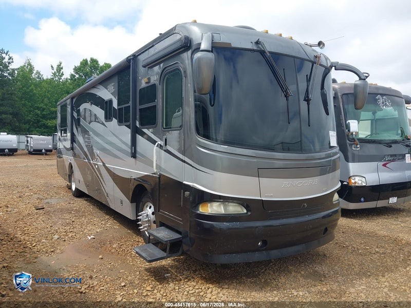 2004 FREIGHTLINER CHASSIS X LINE MOTOR HOME – Lot 45417615 auction photo