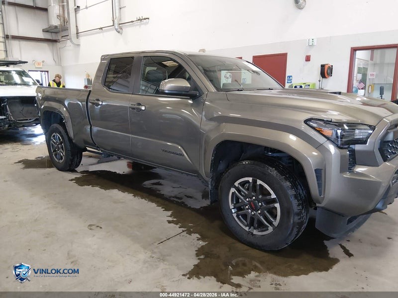 2024 TOYOTA TACOMA – Lot 44921472 auction photo