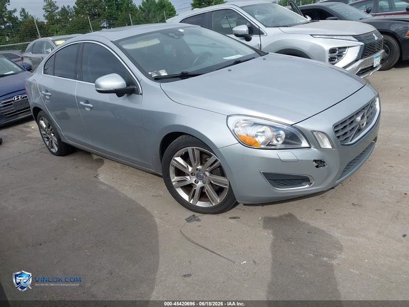 2012 VOLVO S60 T6 – Lot 45420696 auction photo