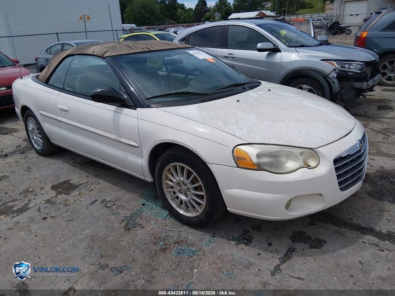 2005 CHRYSLER SEBRING TOURING – Lot 45423811 auction photo