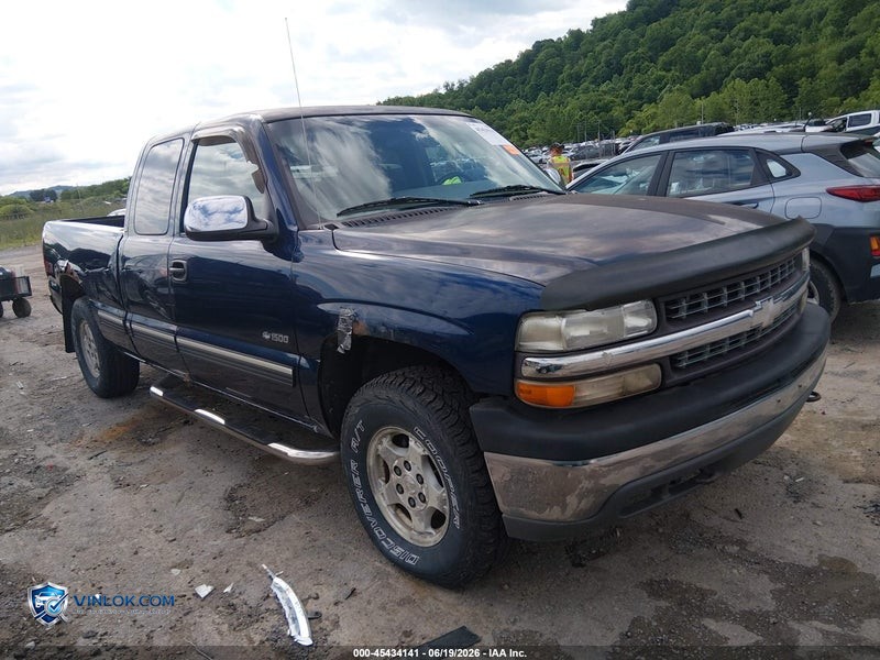 2000 CHEVROLET SILVERADO 1500 LS – Lot 45434141 auction photo