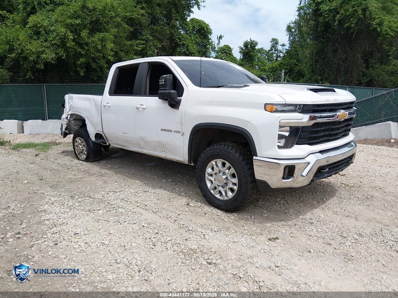 2024 CHEVROLET SILVERADO 2500HD 4WD  STANDARD BED LT – Lot 45441177 auction photo