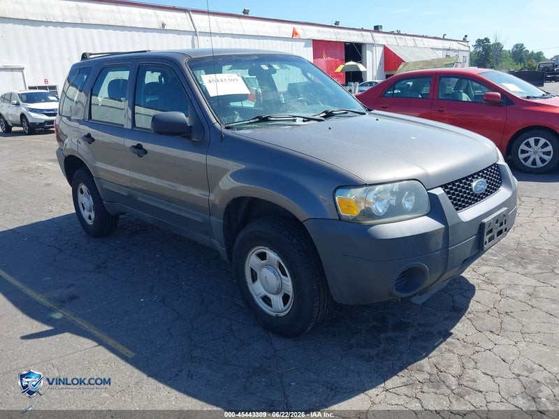 2006 FORD ESCAPE XLS/XLS MANUAL – Lot 45443309 auction photo