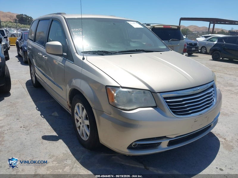 2013 CHRYSLER TOWN & COUNTRY TOURING – Lot 45444574 auction photo