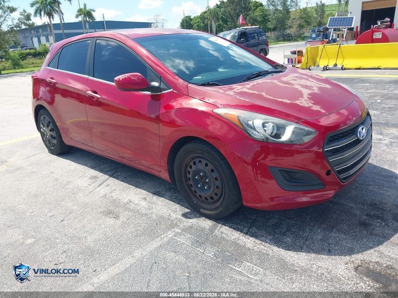 2017 HYUNDAI ELANTRA GT   – Lot 45446933 auction photo
