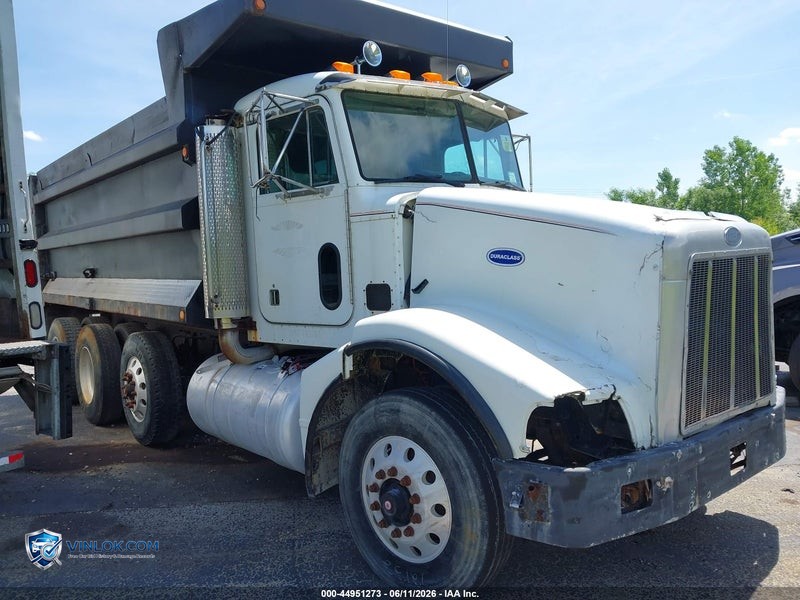 2000 PETERBILT 385 – Lot 44951273 auction photo