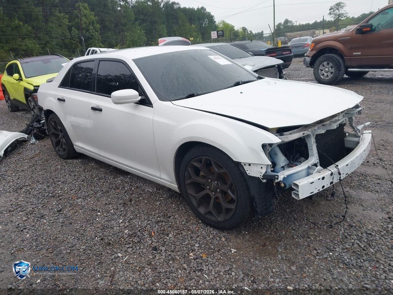 2019 CHRYSLER 300 – Lot 45040157 auction photo
