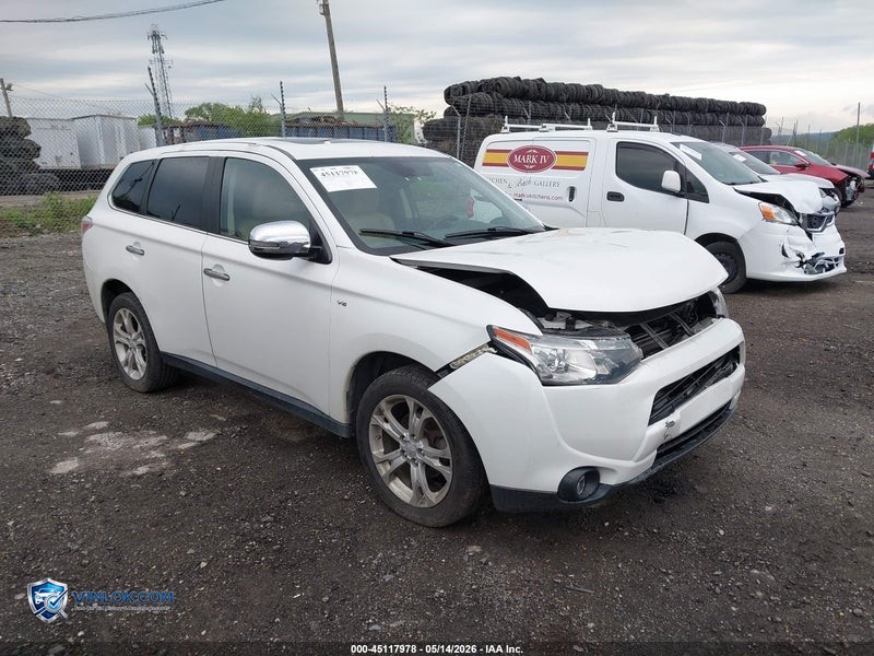 2014 MITSUBISHI OUTLANDER – Lot 45117978 auction photo