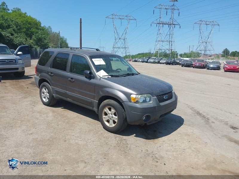 2005 FORD ESCAPE – Lot 45180178 auction photo