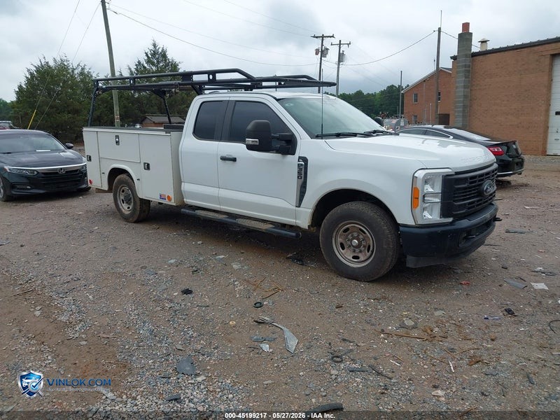 2023 FORD F-350 – Lot 45696945 auction photo