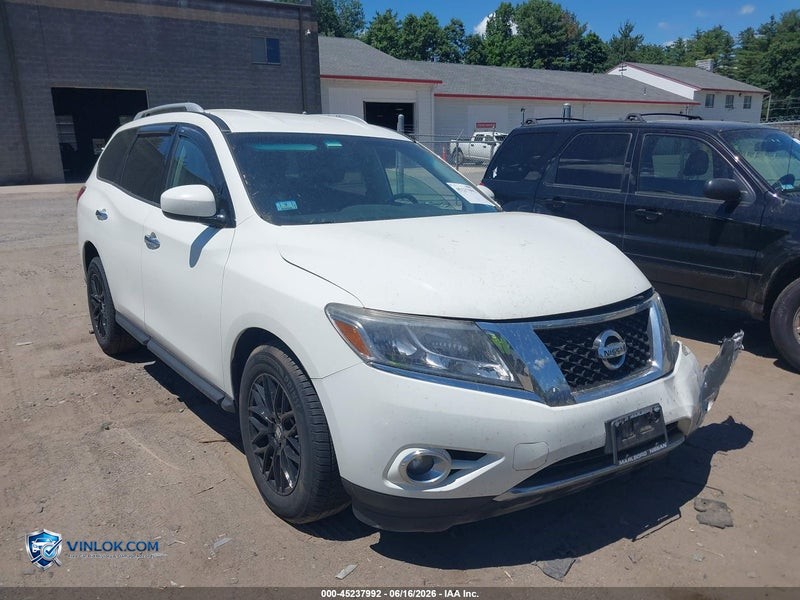 2016 NISSAN PATHFINDER – Lot 45237992 auction photo