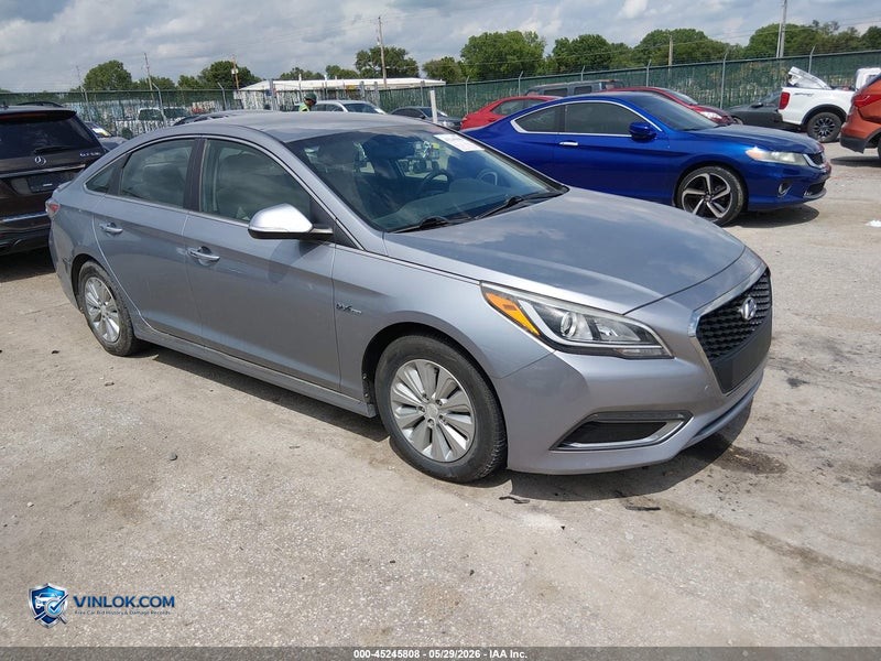 2016 HYUNDAI SONATA HYBRID – Lot 45245808 auction photo