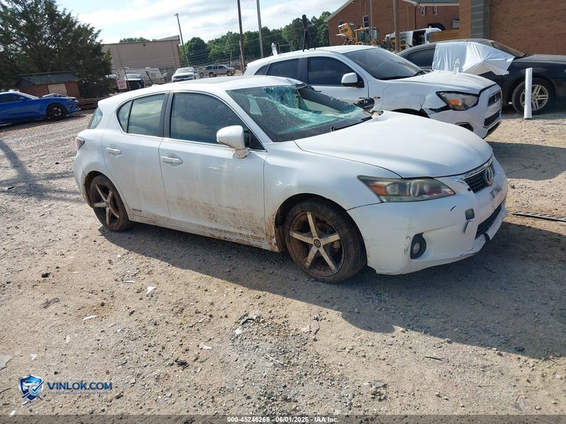 2013 LEXUS CT 200H – Lot 45744069 auction photo