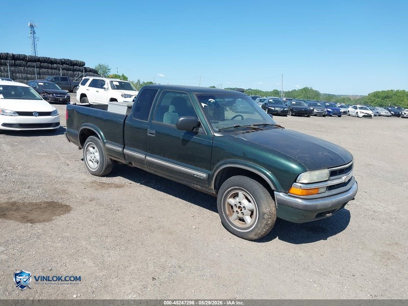 2001 CHEVROLET S-10 – Lot 45247296 auction photo