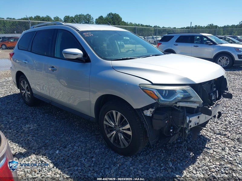 2017 NISSAN PATHFINDER – Lot 45270629 auction photo