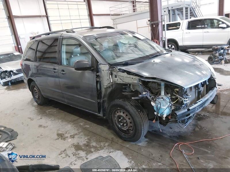 2009 TOYOTA SIENNA – Lot 45286761 auction photo