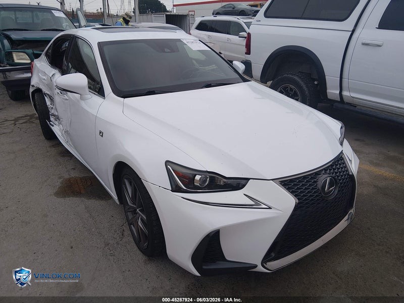 2017 LEXUS IS 200T – Lot 45287924 auction photo