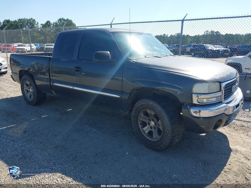 2004 GMC SIERRA 1500 – Lot 45308604 auction photo