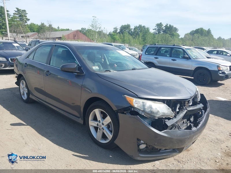 2014 TOYOTA CAMRY – Lot 45314390 auction photo