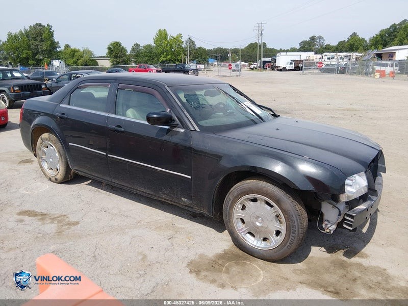2006 CHRYSLER 300 – Lot 45327425 auction photo