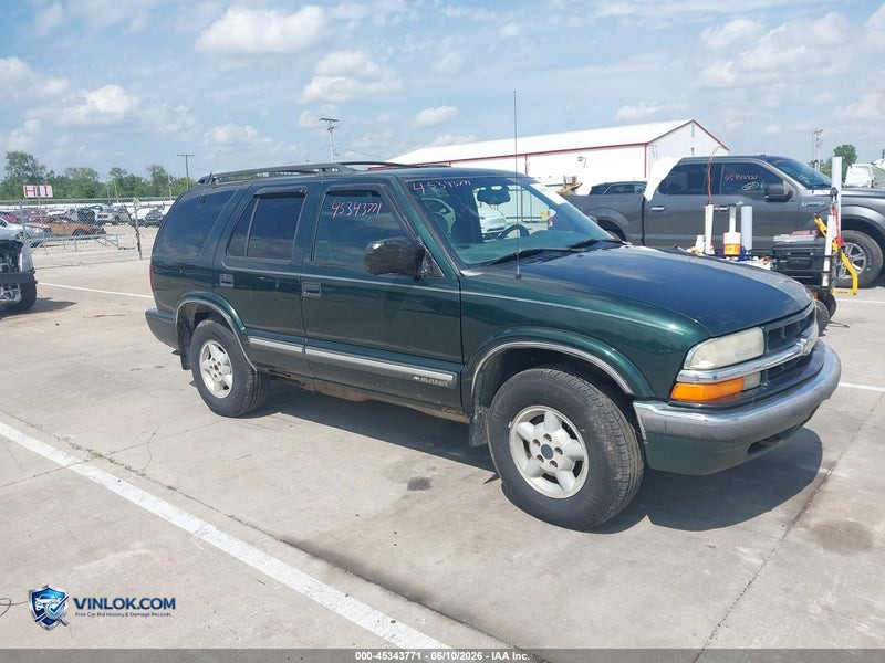 2001 CHEVROLET BLAZER – Lot 45841707 auction photo