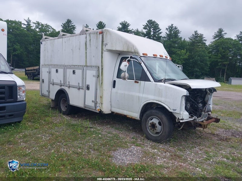 2005 CHEVROLET EXPRESS CUTAWAY – Lot 45386775 auction photo