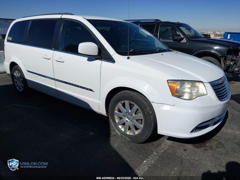 2014 CHRYSLER TOWN & COUNTRY – Lot 45390624 auction photo
