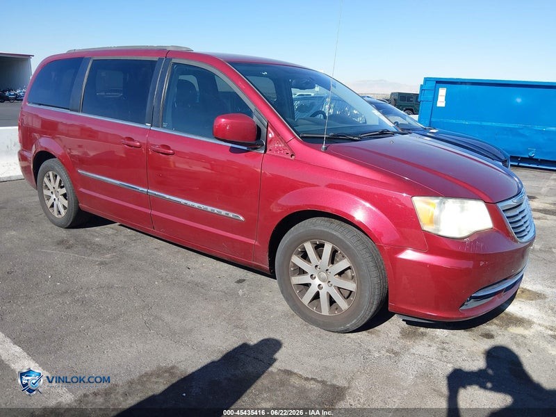 2014 CHRYSLER TOWN & COUNTRY – Lot 45435416 auction photo