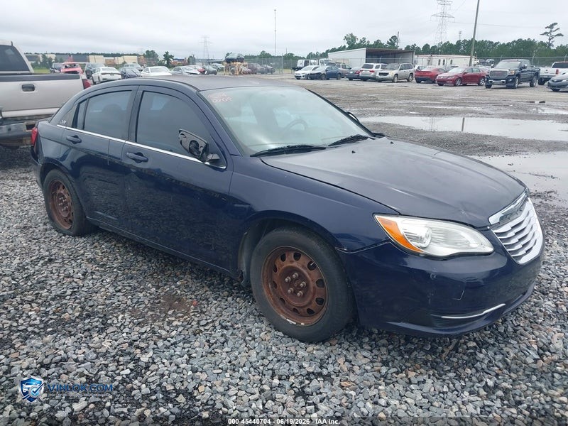 2013 CHRYSLER 200 – Lot 45440704 auction photo